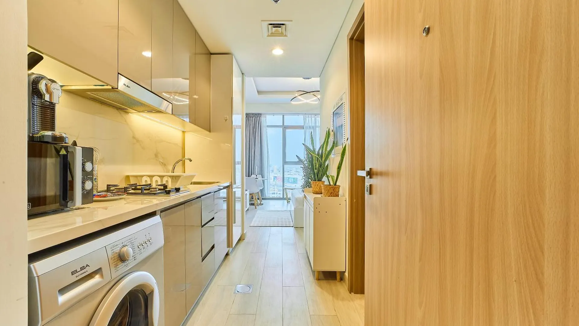 Daire Elegant Studio In Al Jaddaf With Modern Amenities Dubai
